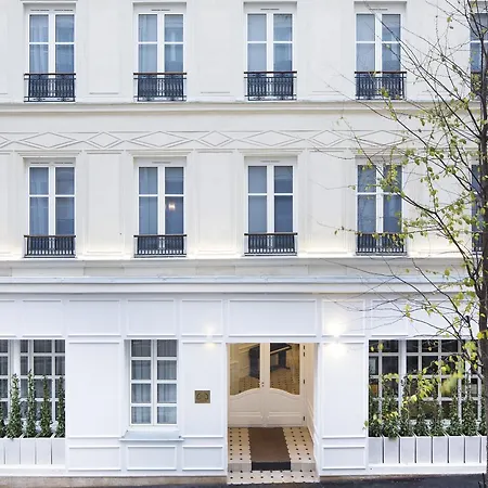 Celeste Batignolles Montmartre Paris