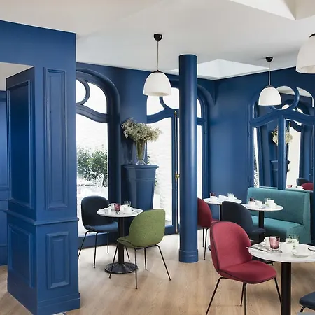 Celeste Batignolles Montmartre 4*