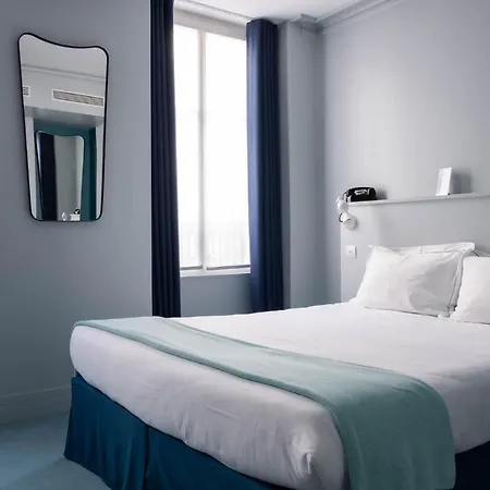 Hotel Celeste Batignolles Montmartre 4*