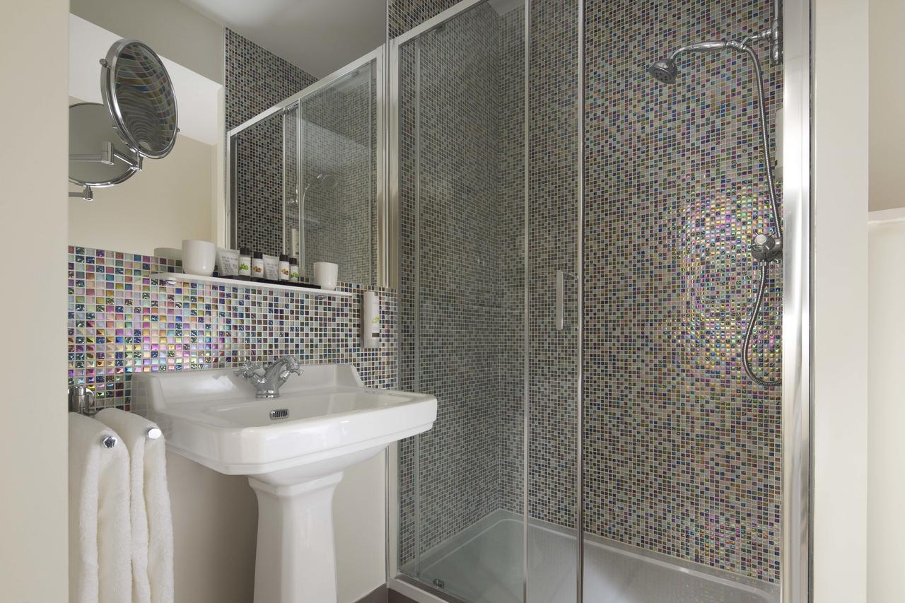 Hotel Celeste Batignolles Montmartre