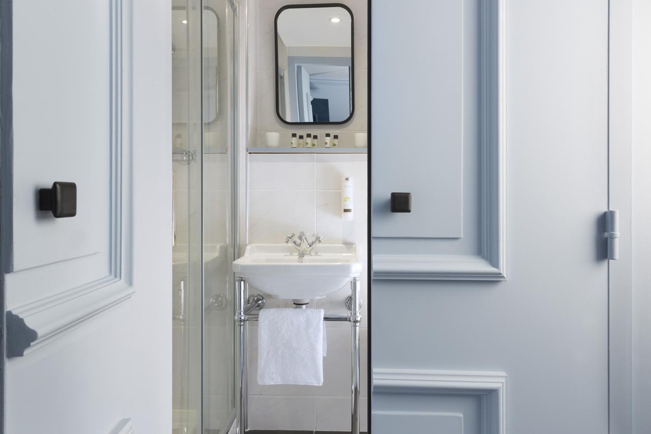 Celeste Batignolles Montmartre Hotel Paris