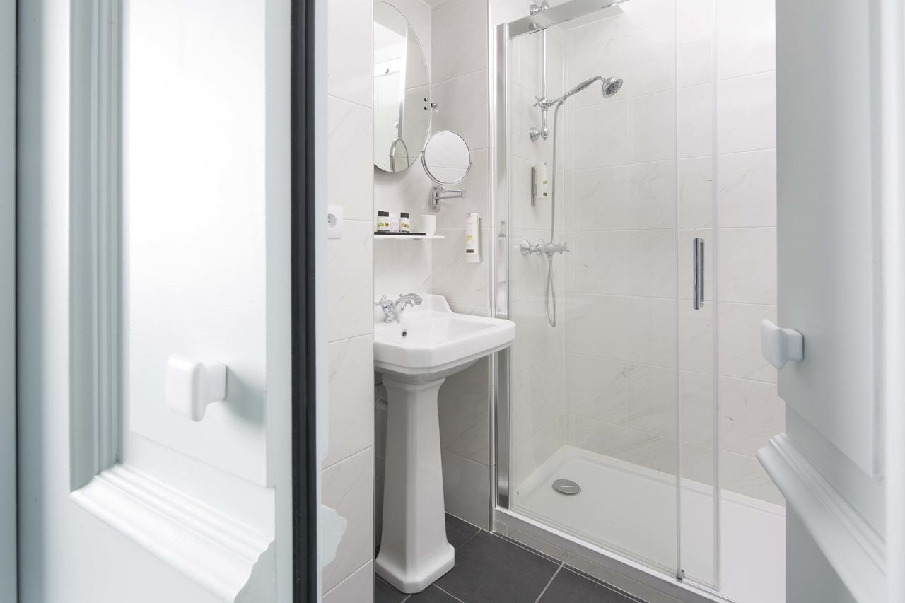 Celeste Batignolles Montmartre 4* Paris