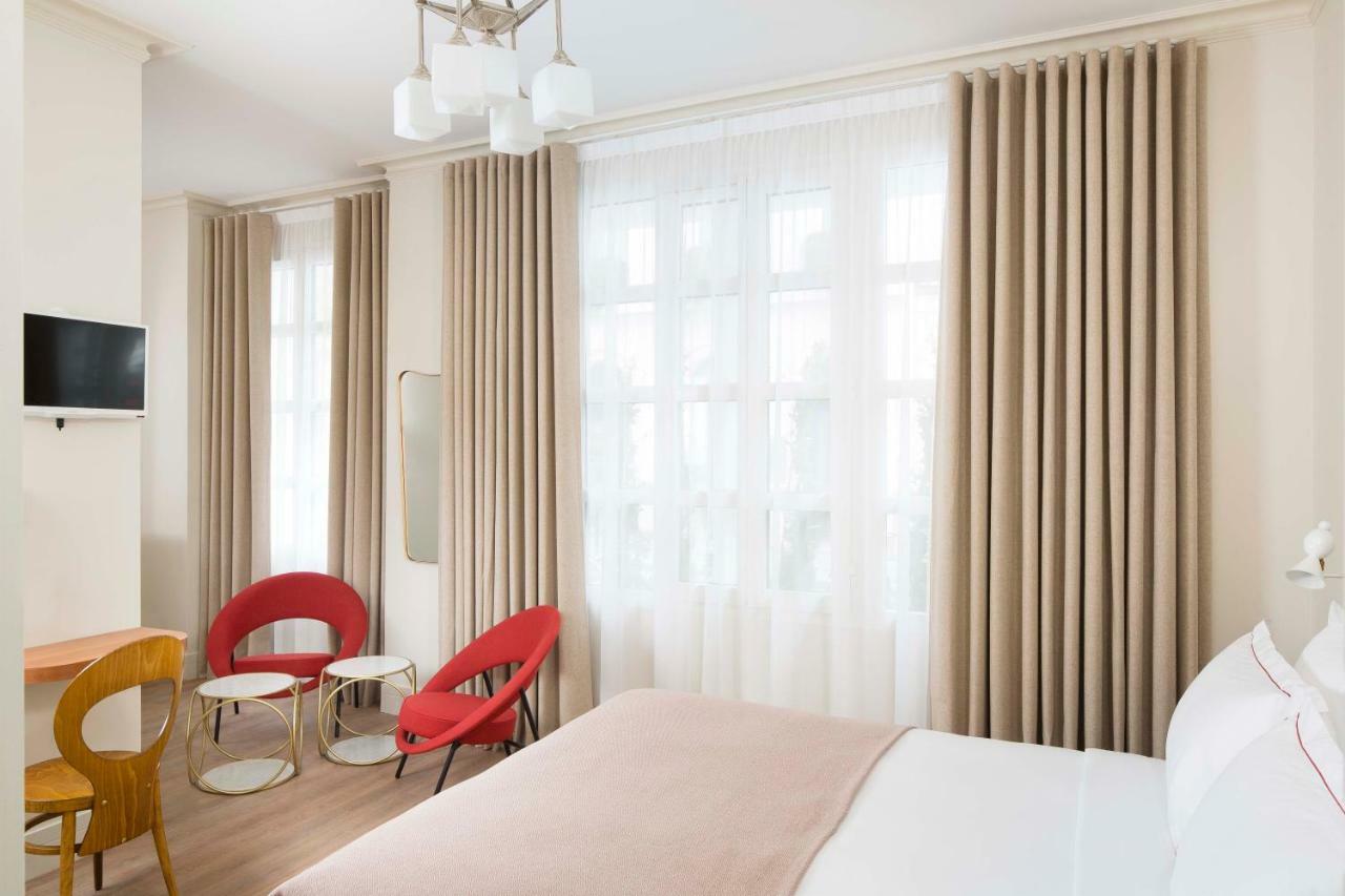 Hotel Celeste Batignolles Montmartre Paris