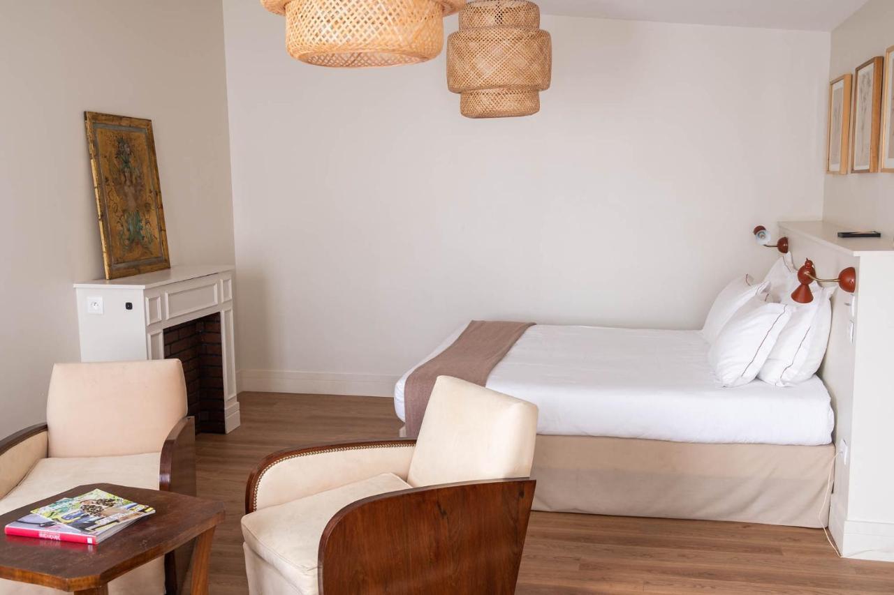 Celeste Batignolles Montmartre 4*